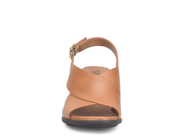 Kylie Sandal