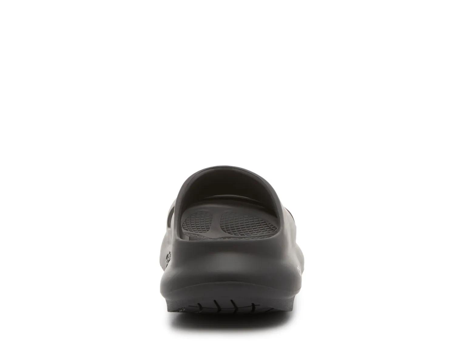 OOFOS OOyea Slide Sandal - Women's - Free Shipping | DSW