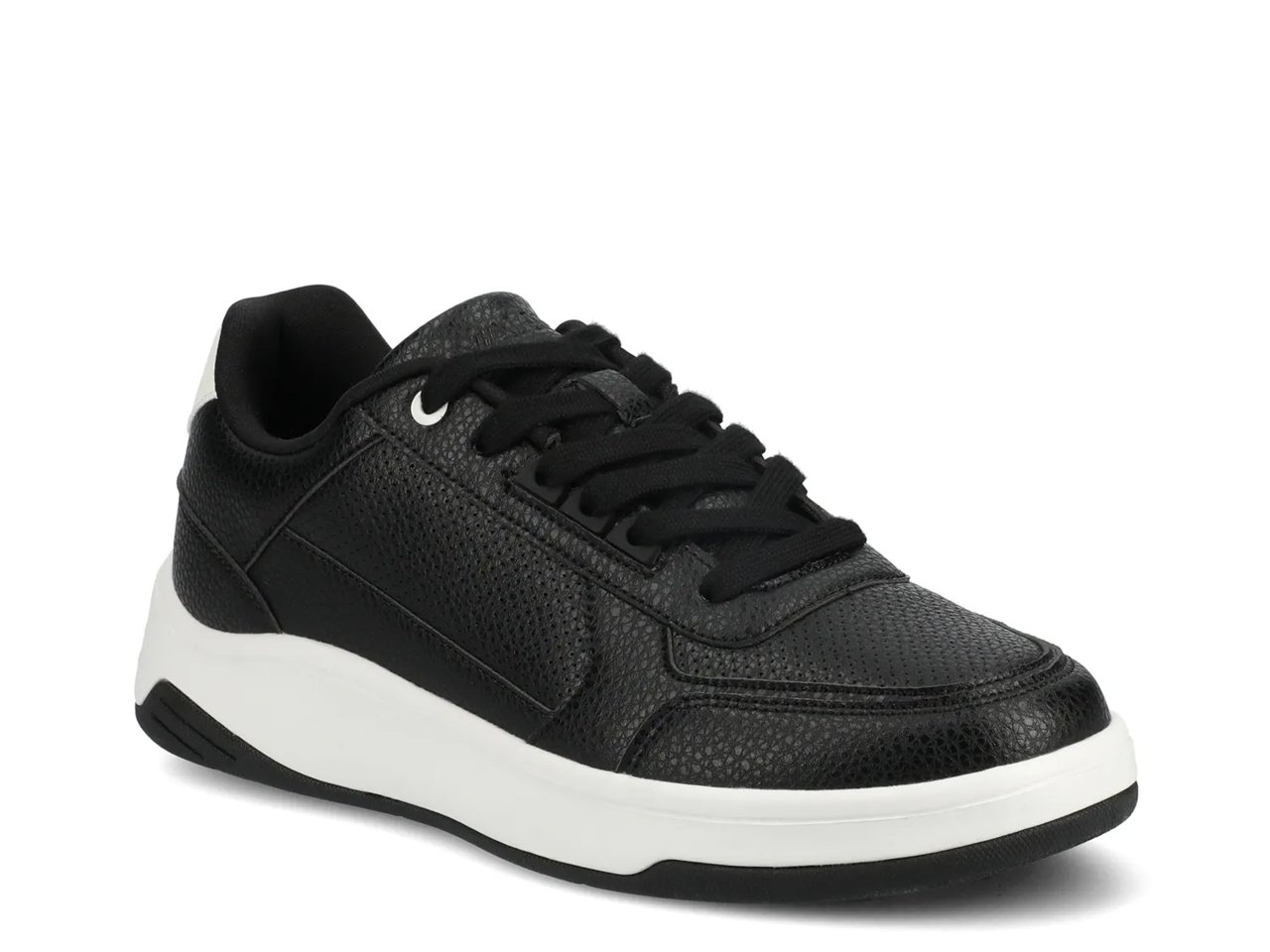 Swift Casual Sneaker