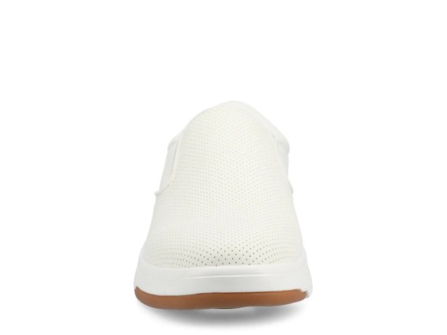 Townes Casual Slip-On Sneaker
