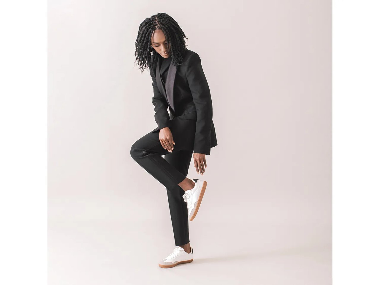 Lummie Sneaker - Women's