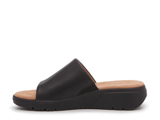 Sabrine Wedge Sandal