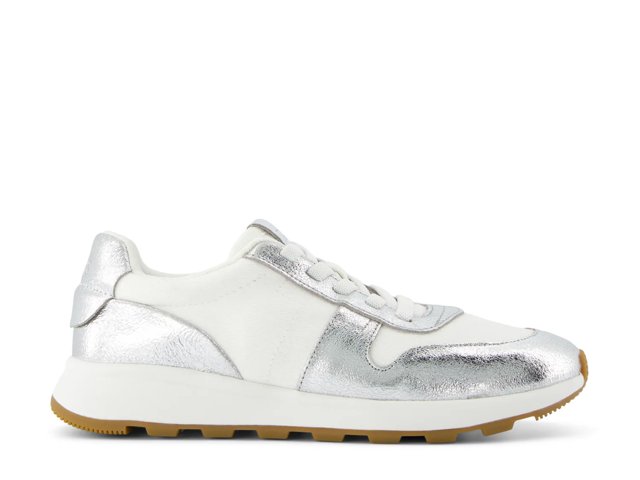 TRVL LITE Retro Sneaker - Women's