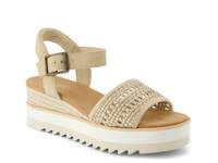 Diana Wedge Sandal - Women's Gold Metallic view