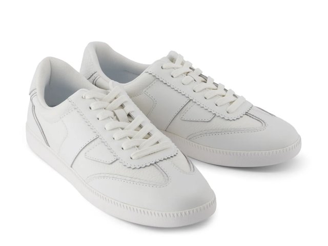 Collins Sneaker - Women's