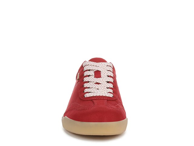 Be True Sneaker - Women's