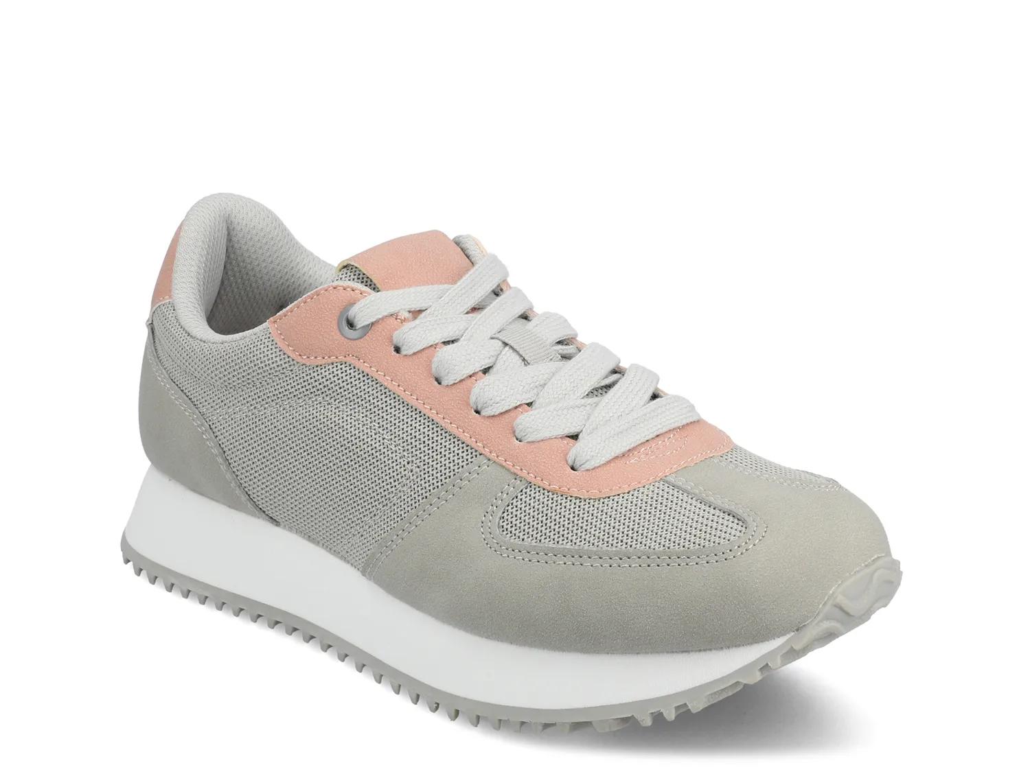 Flow Sneaker - image 5