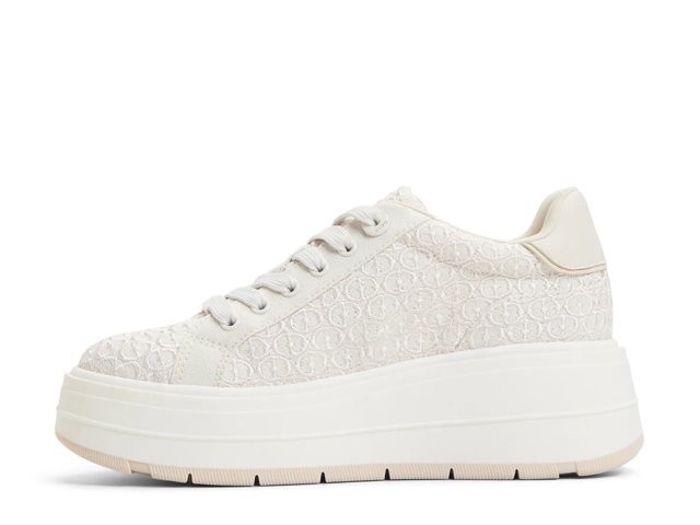 Garelia Platform Sneaker