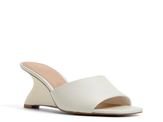 Fiala Wedge Sandal