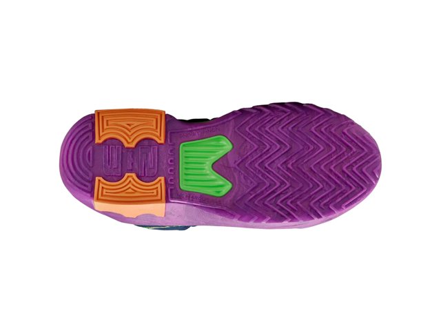 LeBron Witness 9 Sneaker - Kids'