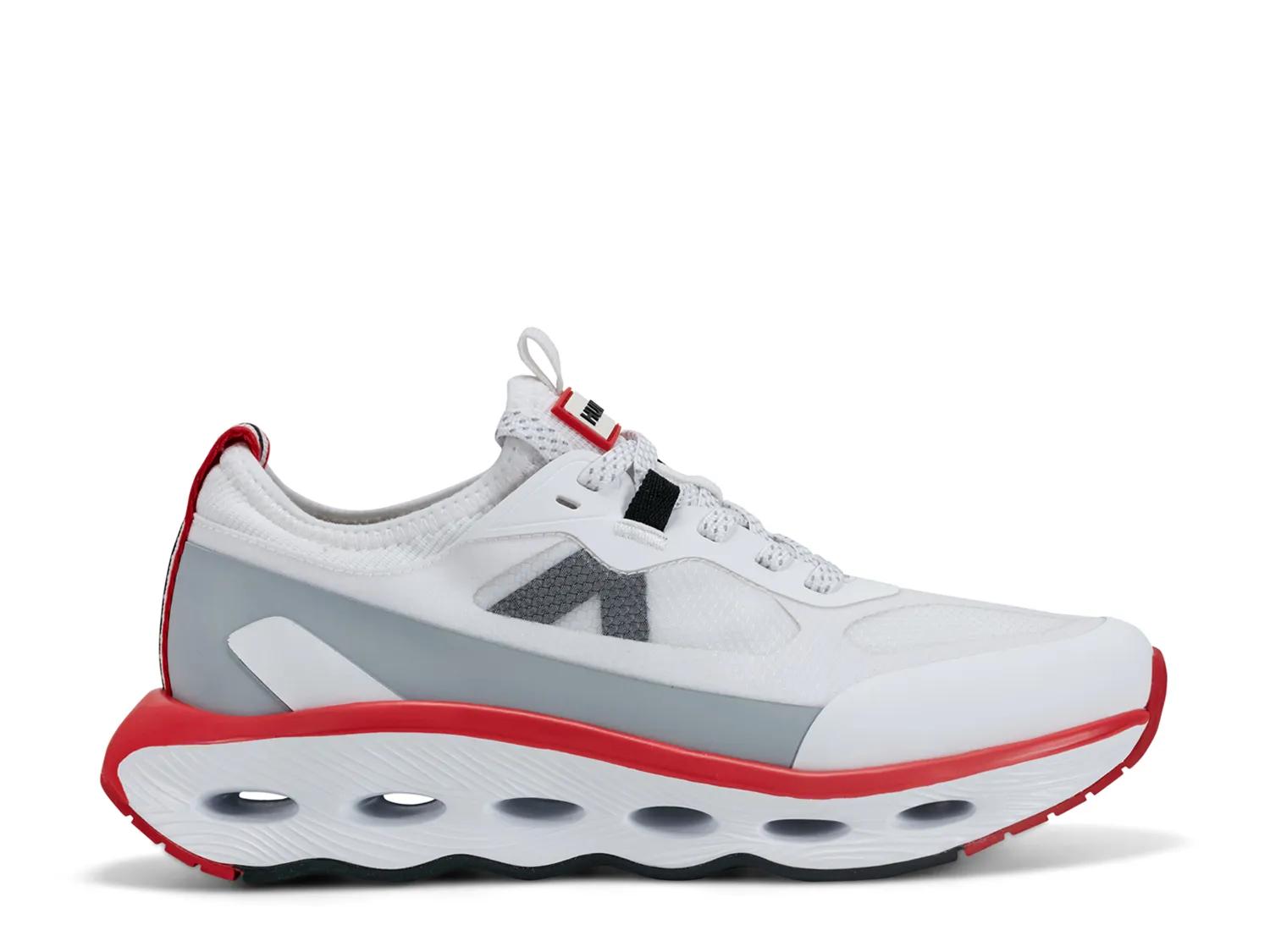 Ginny Sneaker - Women's