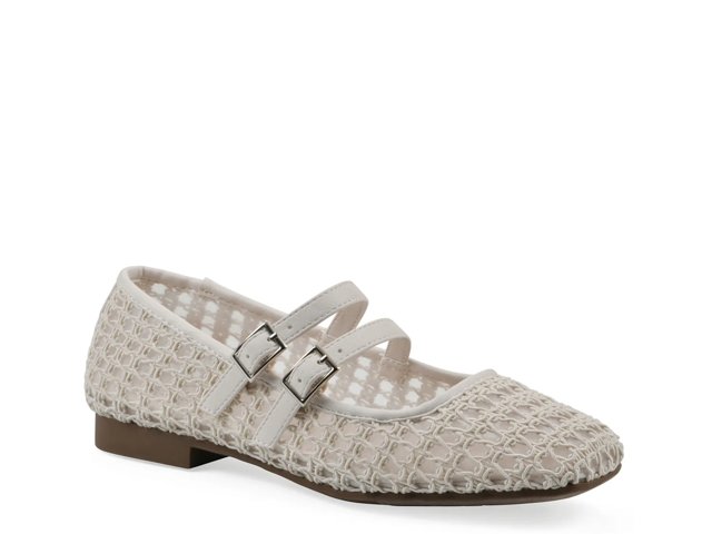 Besnik Mary Jane Flat