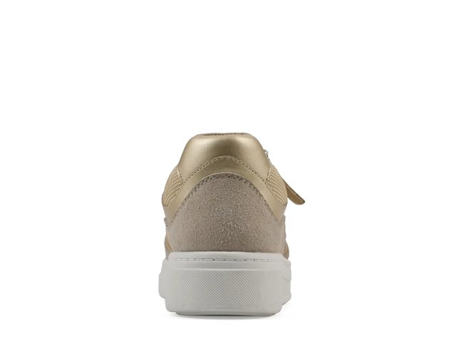 Uplit Slip-On Sneaker