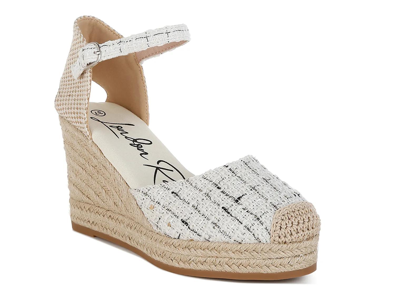 Regatta Wedge Pump - image 2