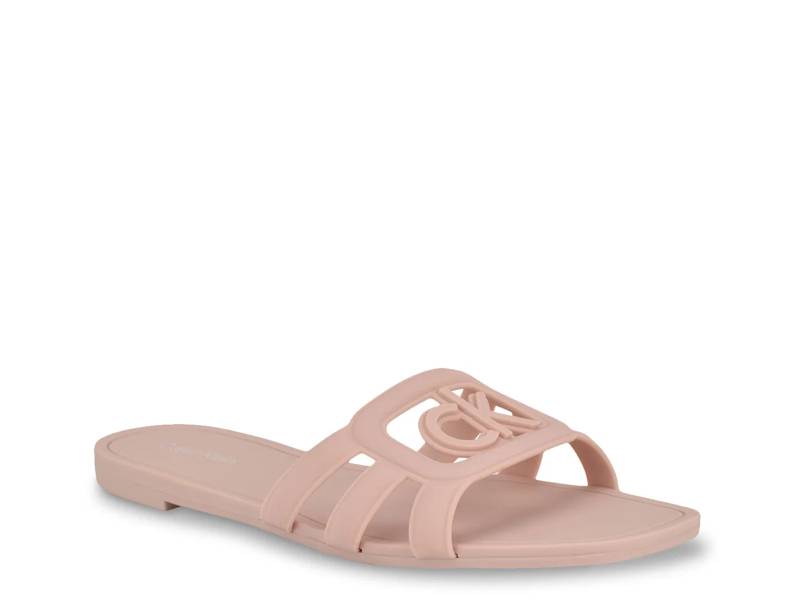 Yoana Sandal