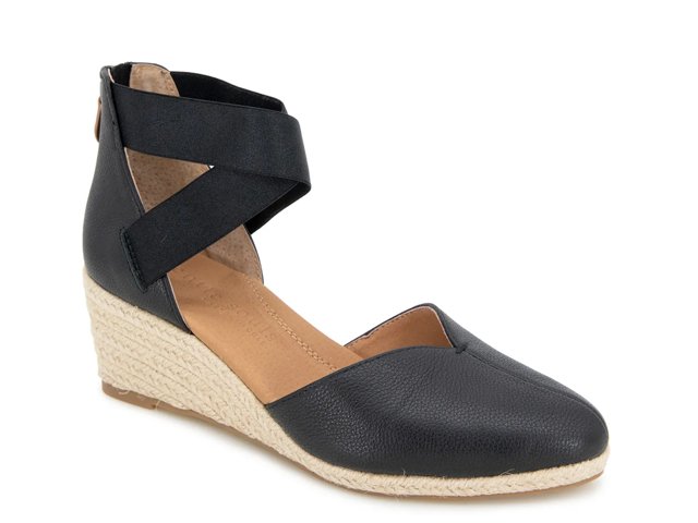 Orya Wedge Sandal
