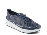 Eastwood Sneaker - Women's Navy view