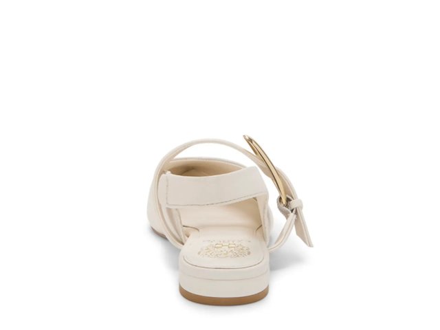 Amoret Mary Jane Flat