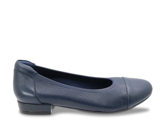 Naomi Ballet Flat