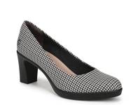 Elevate Pump Black/Bone view