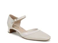 Leighton Pump White view