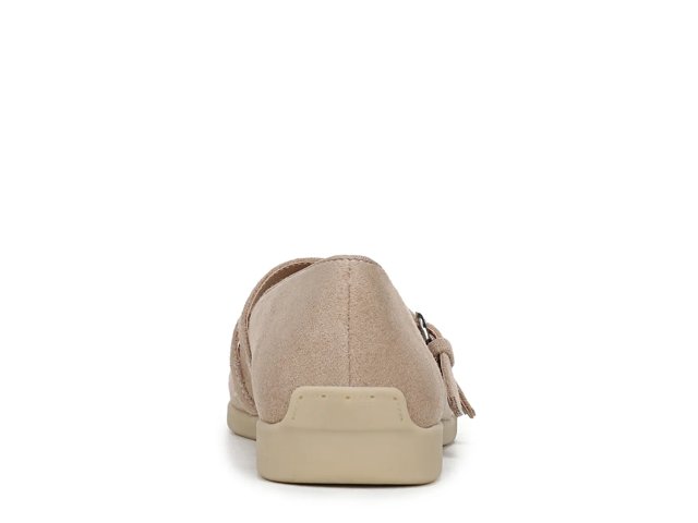 Marnie Mary Jane Flat