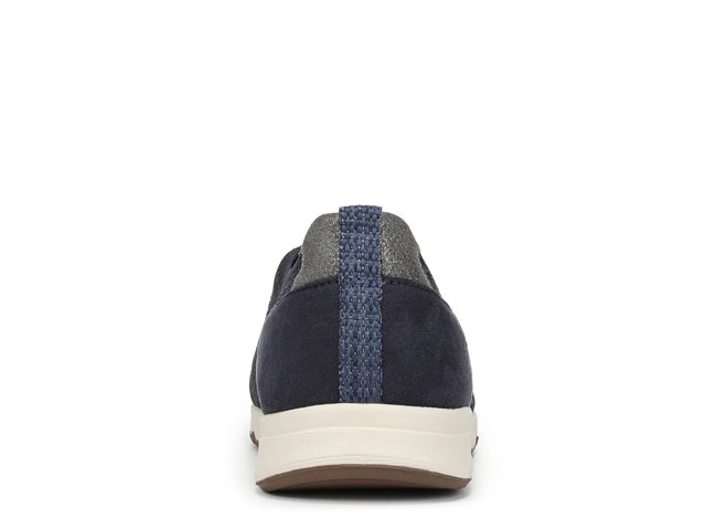 Respect Slip-On Sneaker