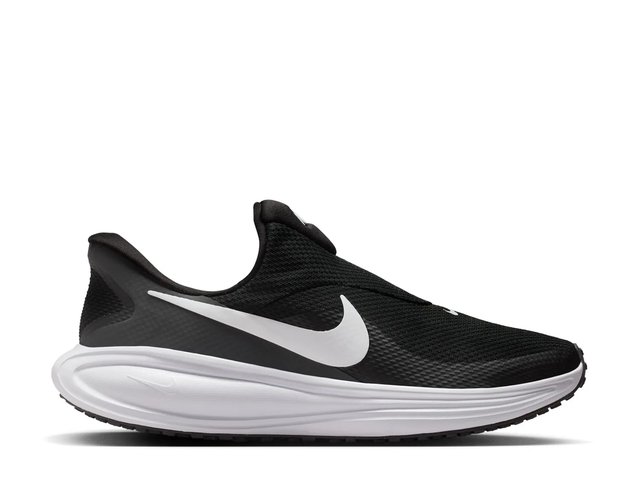 Nike Revolution 8 EasyOn Running Shoe - Men display picture 1
