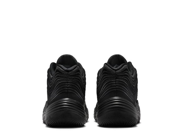 Precision 8 Basketball Shoe - Men's