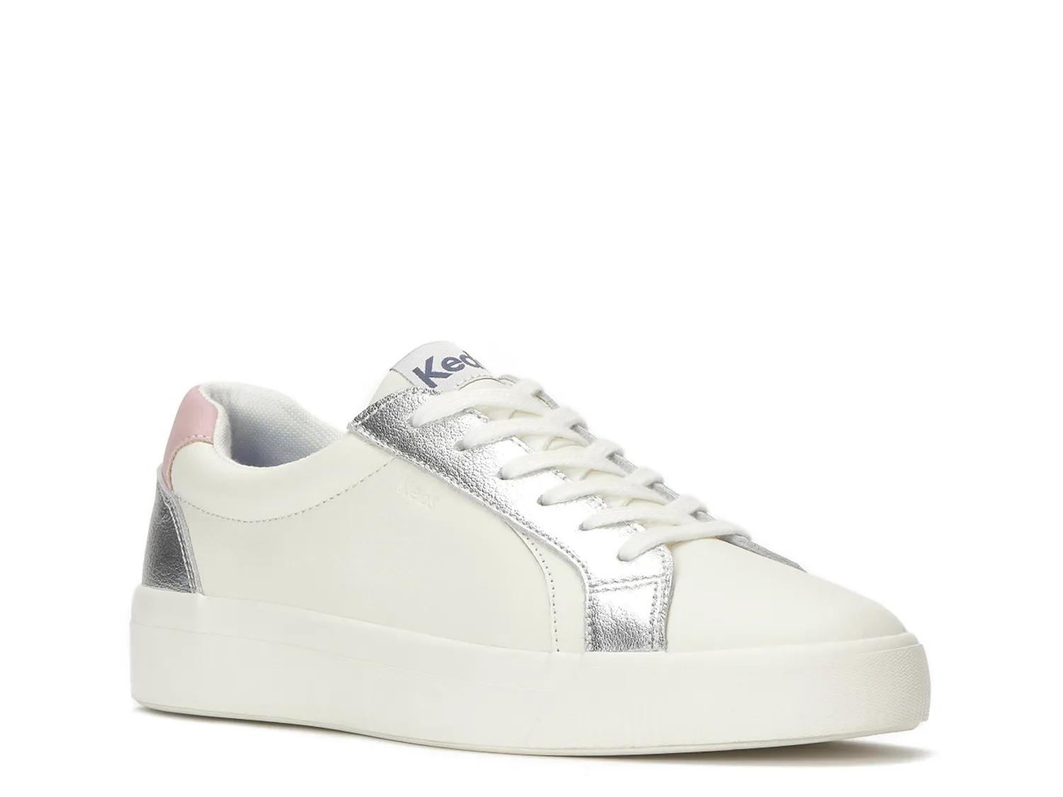Woman's Fashion Sneakers Keds Pursuit Sneaker