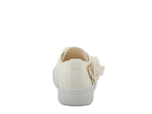 Fleur Sneaker