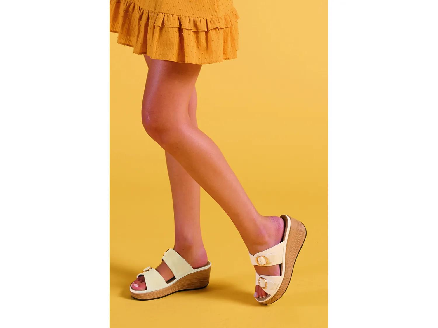 Shaniho Wedge Sandal