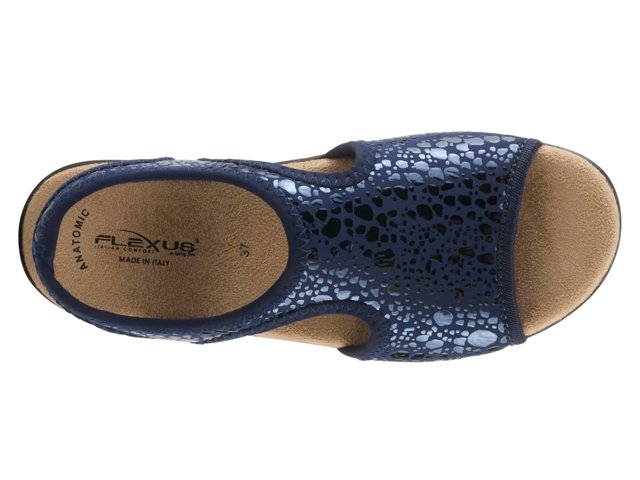 Nyaman Crackle Sandal