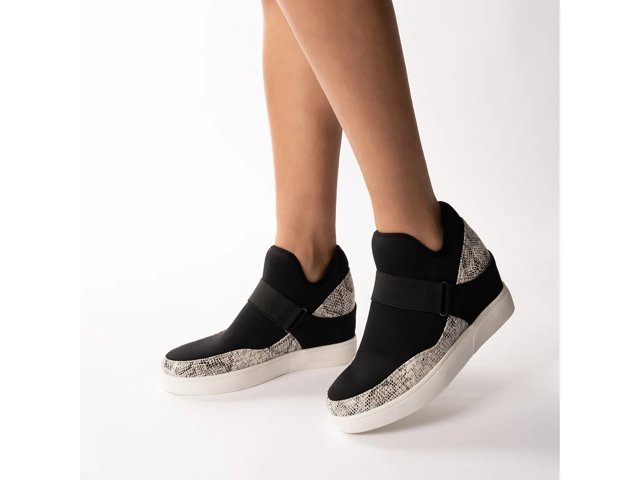 Damari Wedge Sneaker