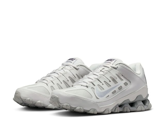 Reax 8 TR Sneaker - Women's