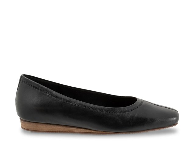 Vera Cruz Ballet Flat