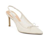 Yela Pump White view