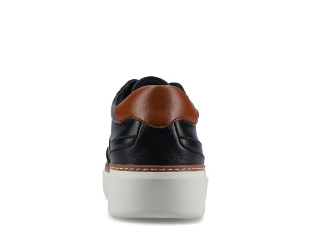 Hustle Court Sneaker