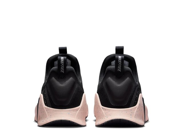 Free Metcon 6 Running Shoe - Women's