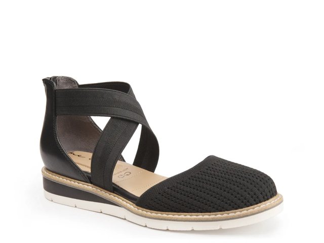 Akira Wedge Sandal