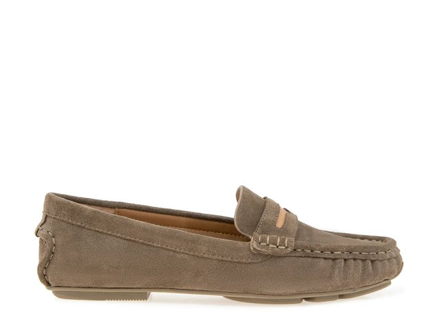 Gentle Souls by Kenneth Cole Madison Driving Loafer - Free  display picture 1