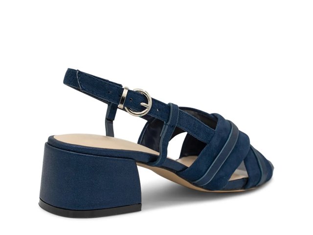 Nancy Sandal