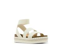 Charisa Platform Sandal - Kids' White view