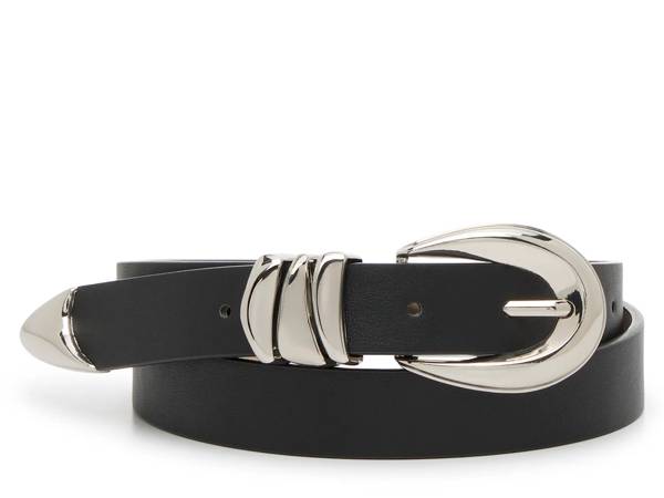 Featuring a black belt from Steve Madden.