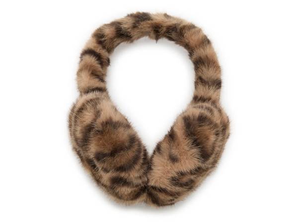 Click to shop women's winter accessories at DSW Designer Shoe Warehouse.