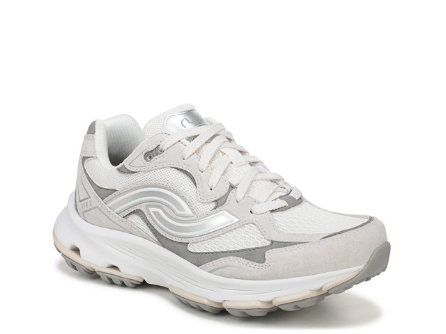 Devotion X TR 2 Lifestyle Sneaker - Women's