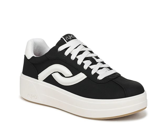 Viv Max Platform Sneaker