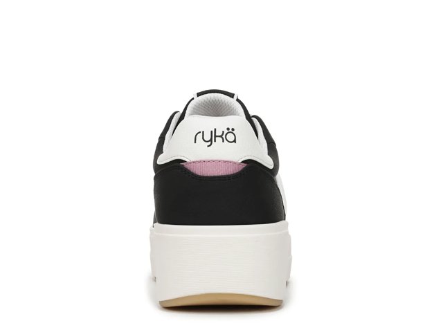 Viv Max Platform Sneaker