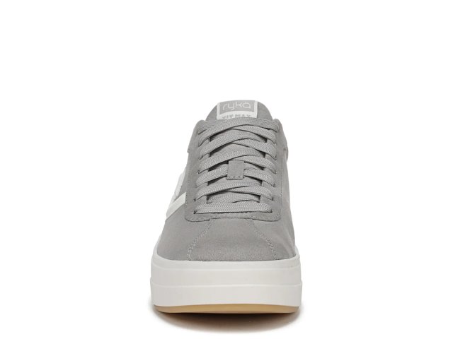 Viv Max Platform Sneaker