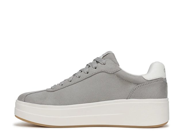 Viv Max Platform Sneaker